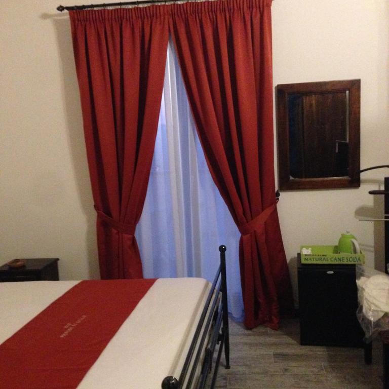 B&B Profumi Di Sicilia San Cataldo  Habitación foto