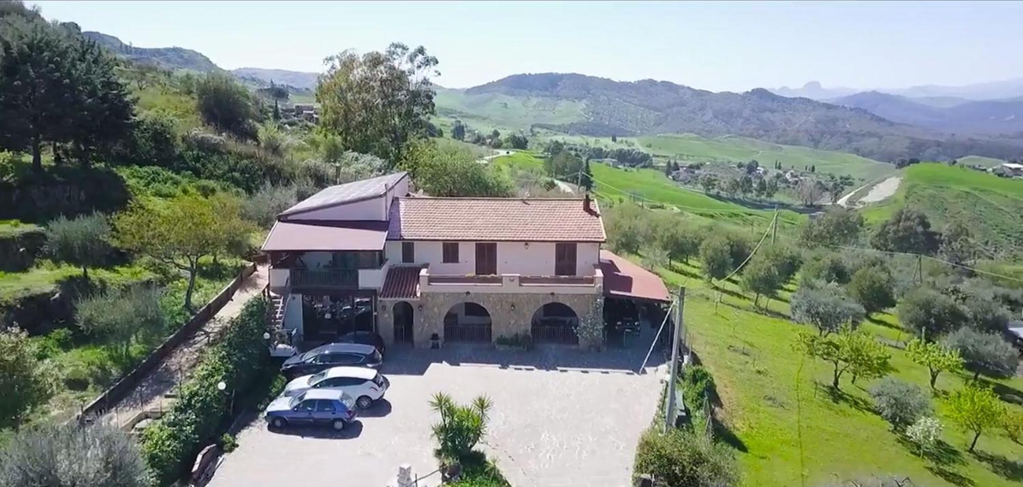 B&B Profumi Di Sicilia San Cataldo  Exterior foto